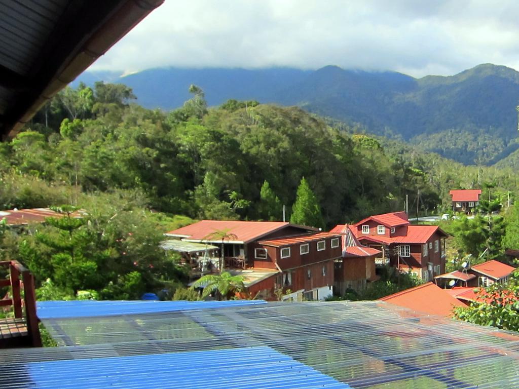 Mile 36 Lodge Kundasang Экстерьер фото